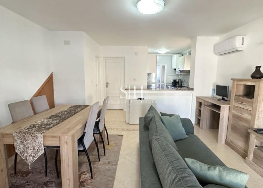 3 soveværelse Villa til salg i San Miguel de Salinas med swimmingpool - € 345.000 (Ref: 9793727)