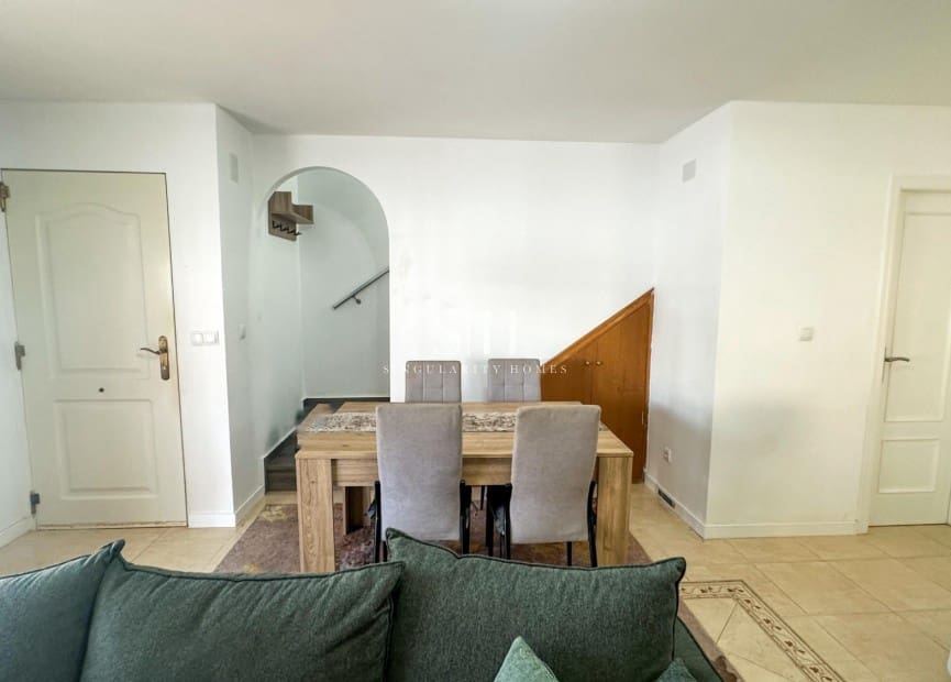 3 soveværelse Villa til salg i San Miguel de Salinas med swimmingpool - € 345.000 (Ref: 9793727)