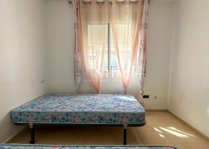 3 soveværelse Villa til salg i San Miguel de Salinas med swimmingpool - € 345.000 (Ref: 9793727)