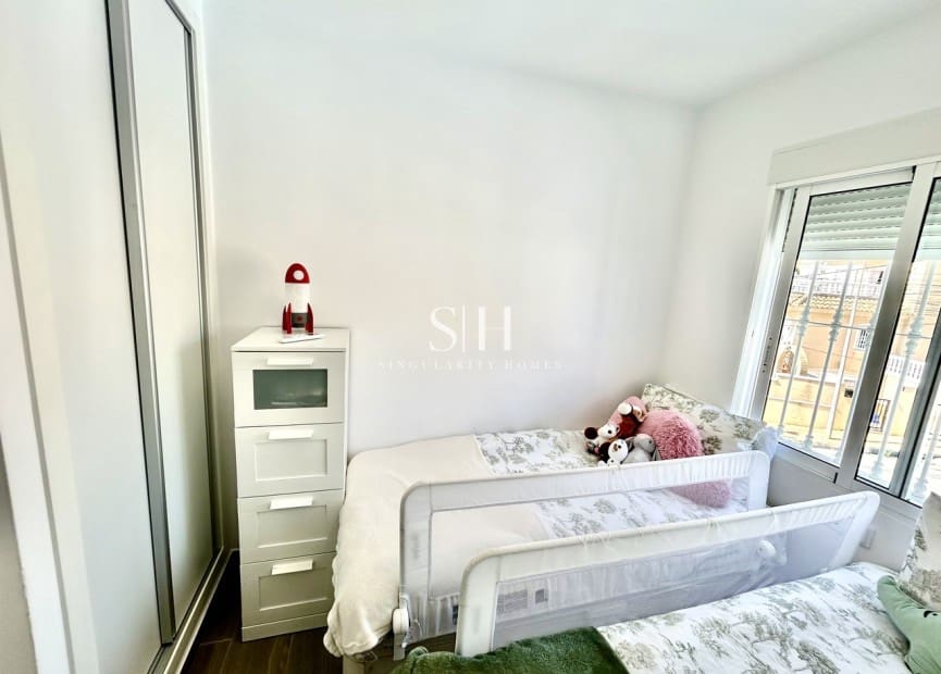 5 makuuhuone Huvila myytävänä paikassa Orihuela Costa - 459 000 € (Ref: 9804008)