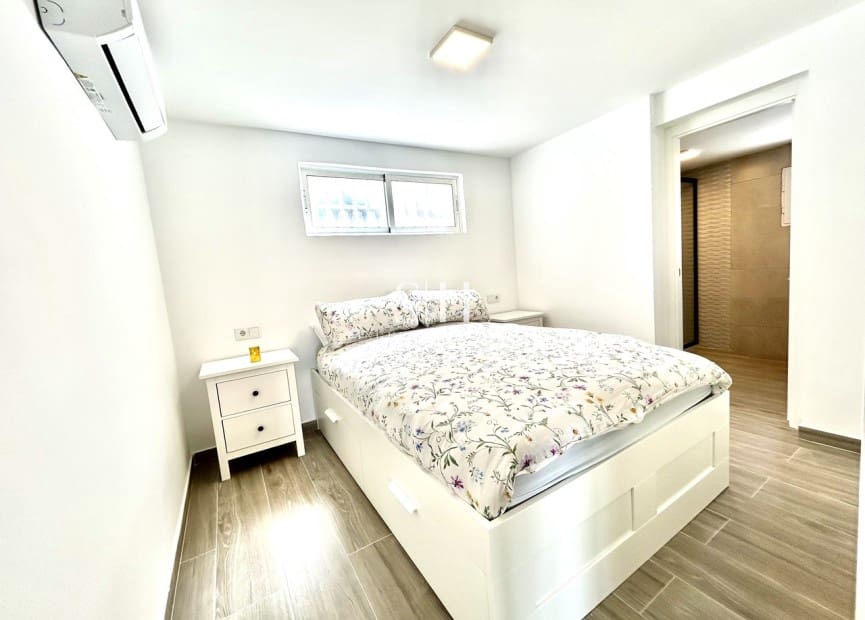 5 makuuhuone Huvila myytävänä paikassa Orihuela Costa - 459 000 € (Ref: 9804008)