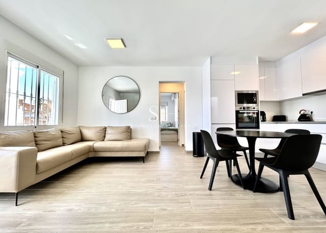 5 makuuhuone Huvila myytävänä paikassa Villamartin, Orihuela - 459 000 € (Ref: 9804008)