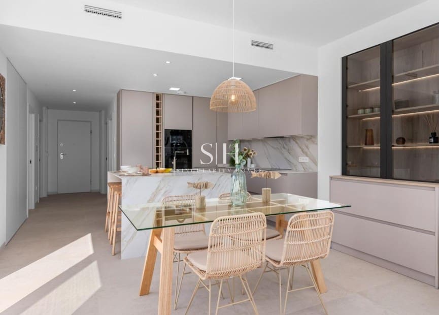 3 soverom Villa til salgs i Los Alcazares med svømmebasseng - € 565 000 (Ref: 9804009)