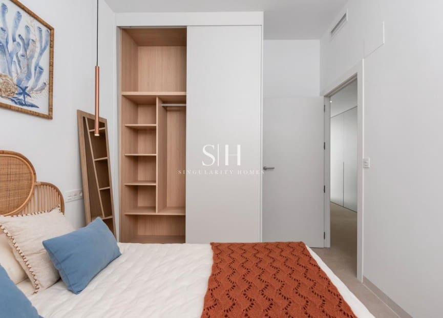 3 soverom Villa til salgs i Los Alcazares med svømmebasseng - € 565 000 (Ref: 9804009)