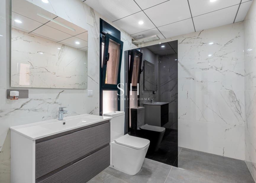 4 sypialnia Willa na sprzedaż w Campoamor z basenem - 985 000 € (Ref: 9804011)