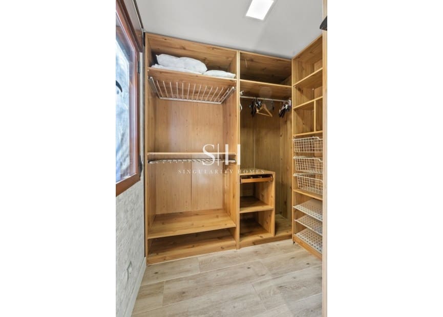 4 chambre Villa/Maison à vendre à Santa Pola avec piscine - 799 000 € (Ref: 9804012)