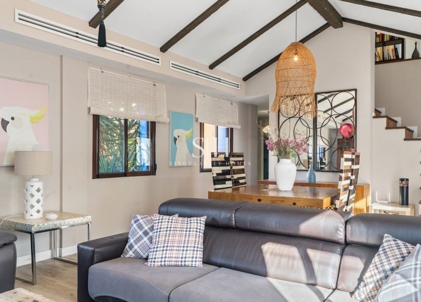 4 chambre Villa/Maison à vendre à Santa Pola avec piscine - 799 000 € (Ref: 9804012)