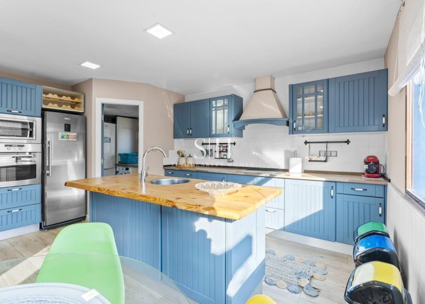 4 chambre Villa/Maison à vendre à Santa Pola avec piscine - 799 000 € (Ref: 9804012)