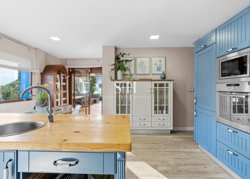 4 chambre Villa/Maison à vendre à Santa Pola avec piscine - 799 000 € (Ref: 9804012)