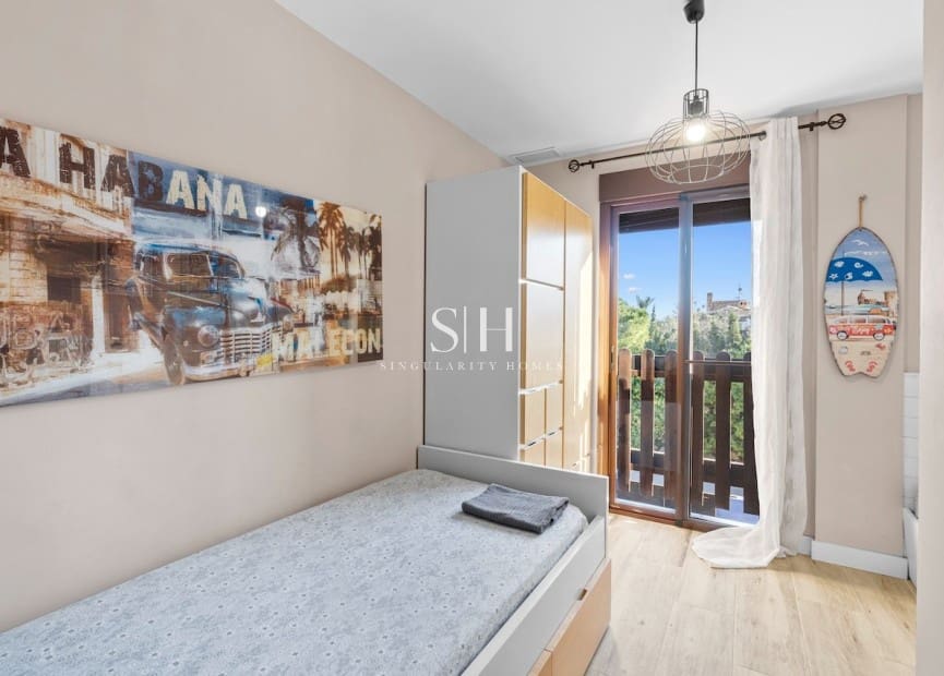 4 chambre Villa/Maison à vendre à Santa Pola avec piscine - 799 000 € (Ref: 9804012)