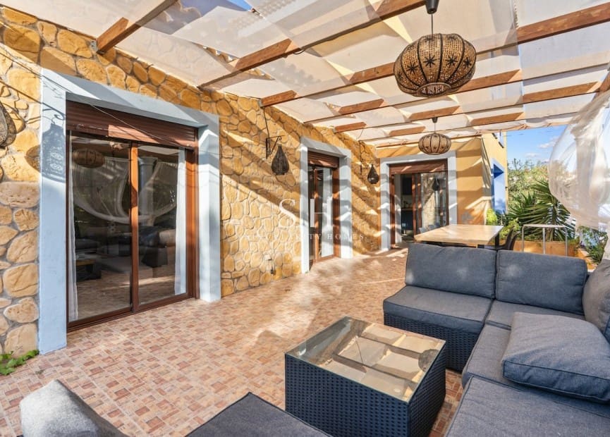 4 chambre Villa/Maison à vendre à Santa Pola avec piscine - 799 000 € (Ref: 9804012)