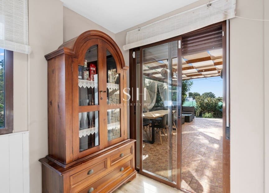 4 chambre Villa/Maison à vendre à Santa Pola avec piscine - 799 000 € (Ref: 9804012)