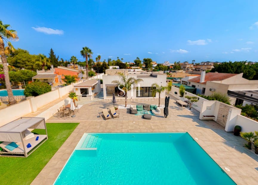 5 soverom Villa til salgs i San Fulgencio med svømmebasseng - € 795 000 (Ref: 9804013)