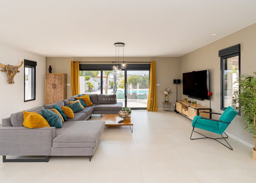 5 soverom Villa til salgs i San Fulgencio med svømmebasseng - € 795 000 (Ref: 9804013)