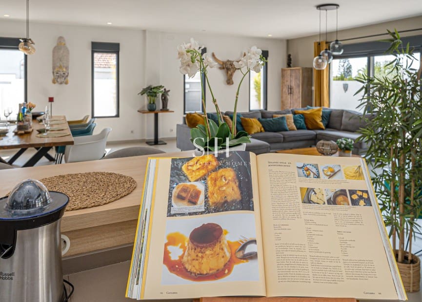 5 soverom Villa til salgs i San Fulgencio med svømmebasseng - € 795 000 (Ref: 9804013)