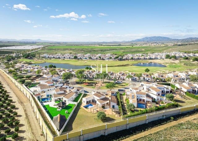 Chalet de 5 habitaciones en El Valle Golf Resort, Murcia ciudad en venta con piscina - 750.000 € (Ref: 9804015)