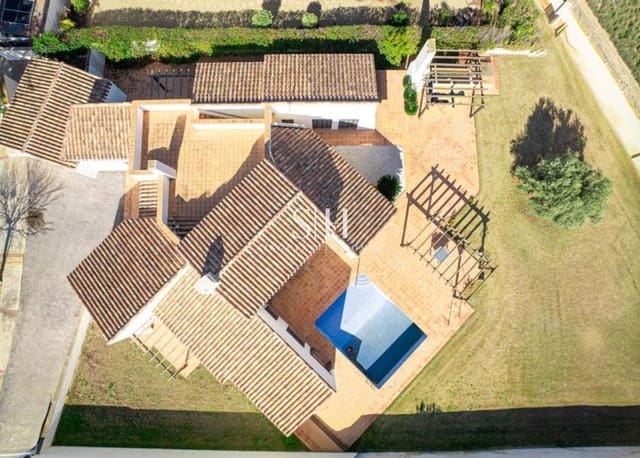 Chalet de 5 habitaciones en El Valle Golf Resort, Murcia ciudad en venta con piscina - 750.000 € (Ref: 9804015)