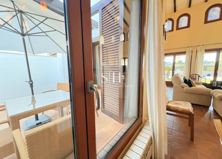 3 soveværelse Villa til salg i El Valle Golf Resort med swimmingpool - € 750.000 (Ref: 9804016)