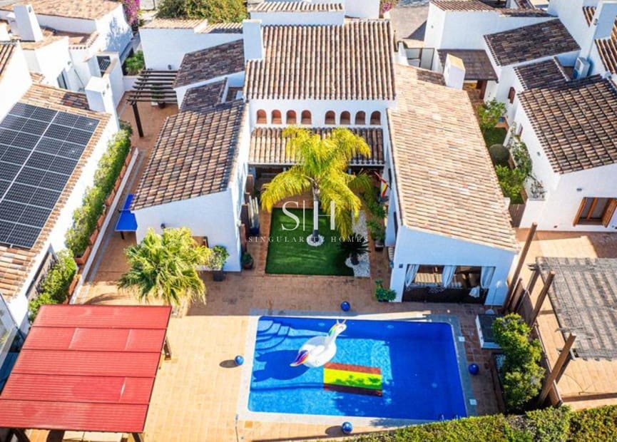 3 soveværelse Villa til salg i El Valle Golf Resort med swimmingpool - € 750.000 (Ref: 9804016)