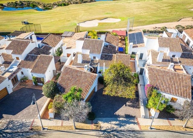 3 soveværelse Villa til salg i El Valle Golf Resort, Murcia by med swimmingpool - € 750.000 (Ref: 9804016)