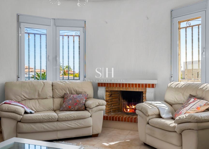 2 soverom Villa til salgs i Ciudad Quesada med svømmebasseng - € 345 000 (Ref: 9804018)