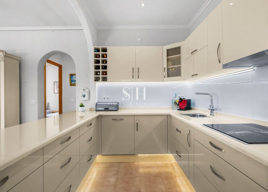2 soverom Villa til salgs i Ciudad Quesada med svømmebasseng - € 345 000 (Ref: 9804018)