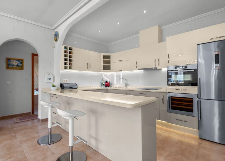 2 soverom Villa til salgs i Ciudad Quesada med svømmebasseng - € 345 000 (Ref: 9804018)