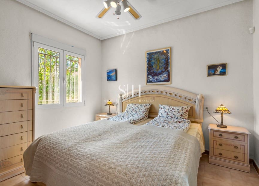 2 soverom Villa til salgs i Ciudad Quesada med svømmebasseng - € 345 000 (Ref: 9804018)