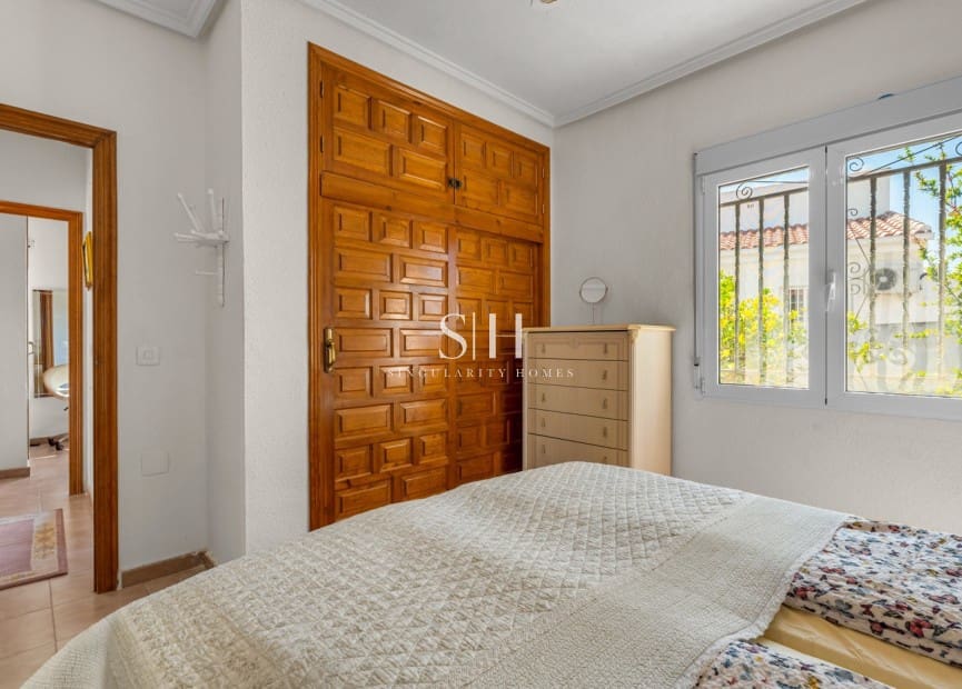 2 soverom Villa til salgs i Ciudad Quesada med svømmebasseng - € 345 000 (Ref: 9804018)