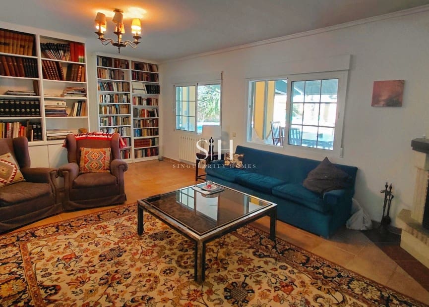 6 slaapkamer Villa te koop in La Marina met zwembad - € 620.000 (Ref: 9804019)