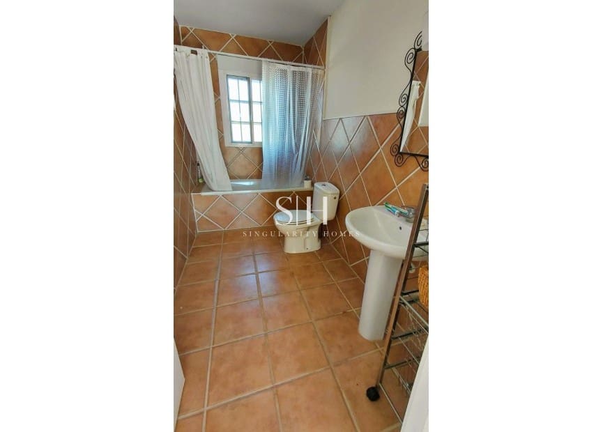 6 slaapkamer Villa te koop in La Marina met zwembad - € 620.000 (Ref: 9804019)