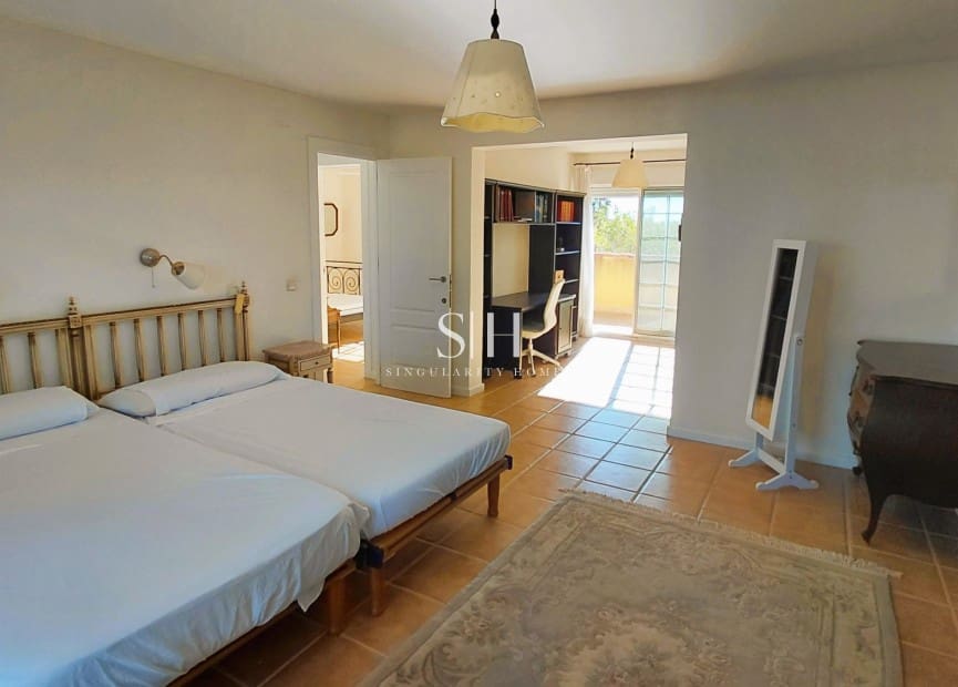 6 slaapkamer Villa te koop in La Marina met zwembad - € 620.000 (Ref: 9804019)