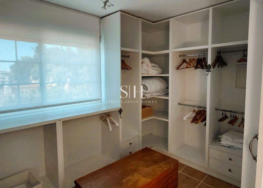 6 slaapkamer Villa te koop in La Marina met zwembad - € 620.000 (Ref: 9804019)