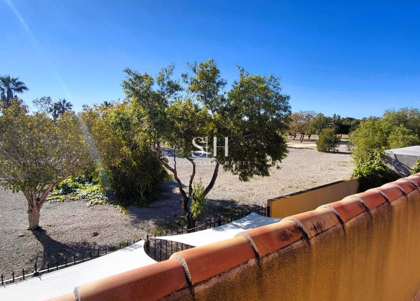 6 slaapkamer Villa te koop in La Marina met zwembad - € 620.000 (Ref: 9804019)