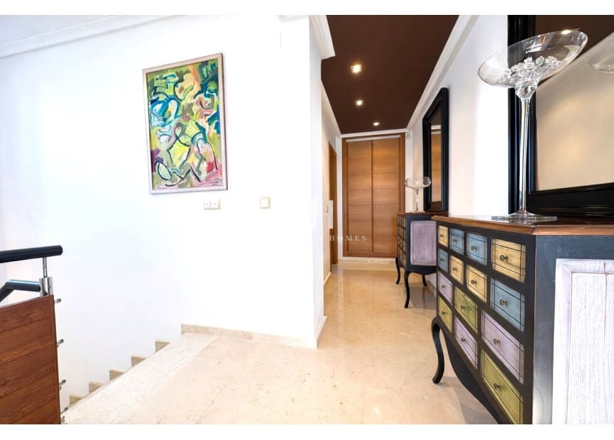 4 makuuhuone Huvila myytävänä paikassa Banos y Mendigo mukana uima-altaan - 1 200 000 € (Ref: 9804020)