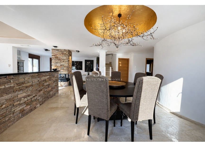 4 makuuhuone Huvila myytävänä paikassa Banos y Mendigo mukana uima-altaan - 1 200 000 € (Ref: 9804020)