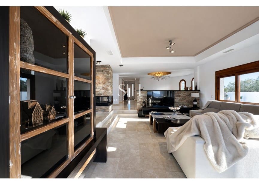 4 makuuhuone Huvila myytävänä paikassa Banos y Mendigo mukana uima-altaan - 1 200 000 € (Ref: 9804020)