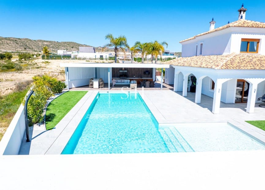 4 makuuhuone Huvila myytävänä paikassa Banos y Mendigo mukana uima-altaan - 1 200 000 € (Ref: 9804020)