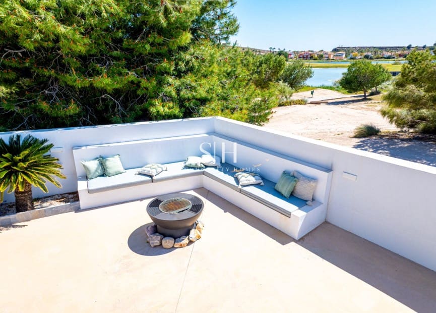 4 makuuhuone Huvila myytävänä paikassa Banos y Mendigo mukana uima-altaan - 1 200 000 € (Ref: 9804020)