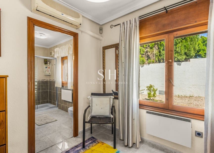 5 Zimmer Villa zu verkaufen in Ciudad Quesada mit Pool - 519.000 € (Ref: 9804021)