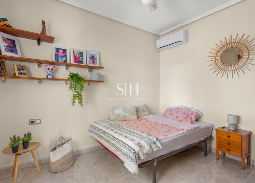 5 Zimmer Villa zu verkaufen in Ciudad Quesada mit Pool - 519.000 € (Ref: 9804021)