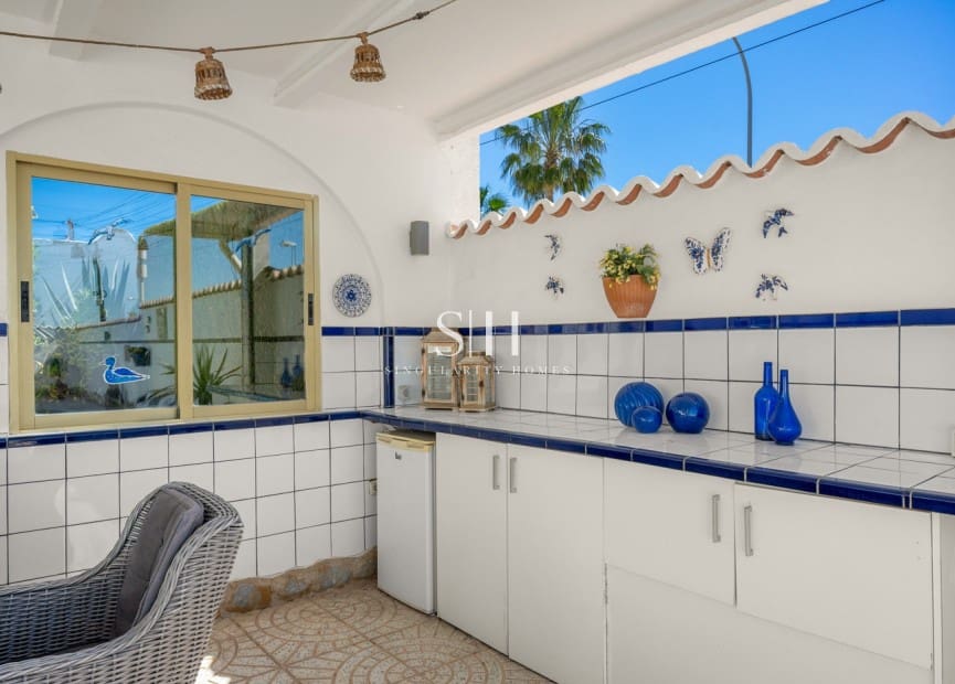 5 Zimmer Villa zu verkaufen in Ciudad Quesada mit Pool - 519.000 € (Ref: 9804021)