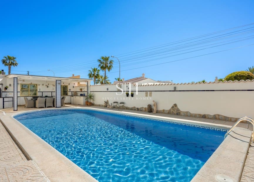 5 Zimmer Villa zu verkaufen in Ciudad Quesada mit Pool - 519.000 € (Ref: 9804021)