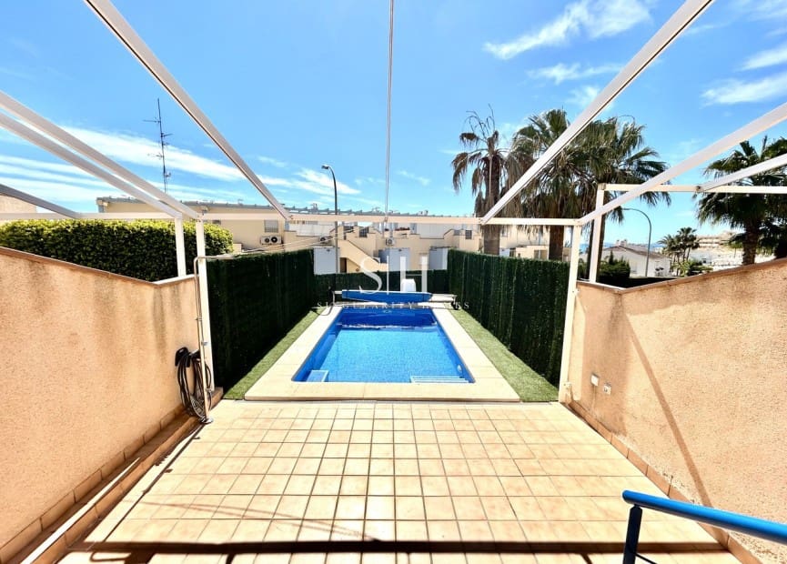 3 Zimmer Villa zu verkaufen in Orihuela Costa - 449.995 € (Ref: 9804029)
