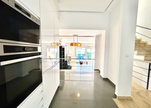 3 Zimmer Villa zu verkaufen in Cabo Roig, Orihuela - 449.995 € (Ref: 9804029)