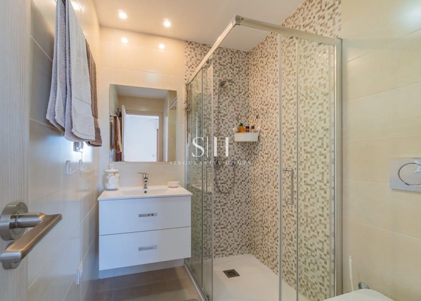 2 sovrum Lägenhet till salu i Dehesa de Campoamor med pool - 299 000 € (Ref: 9804030)