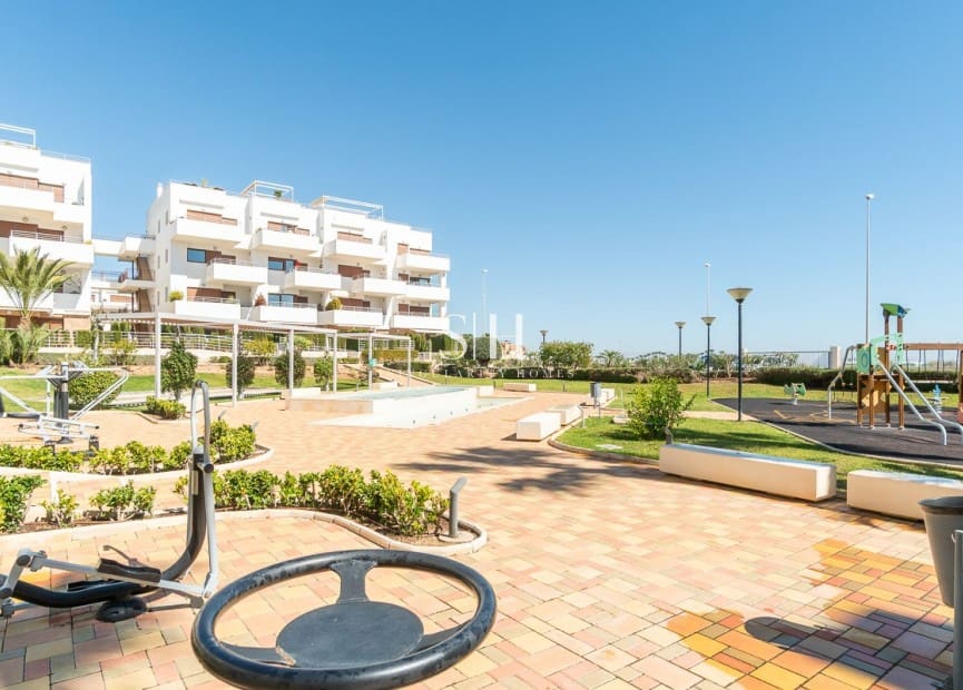 2 sovrum Lägenhet till salu i Dehesa de Campoamor med pool - 299 000 € (Ref: 9804030)