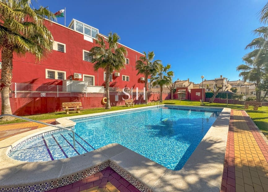 2 sypialnia Bungalow na sprzedaż w Los Altos z basenem - 265 000 € (Ref: 9804031)