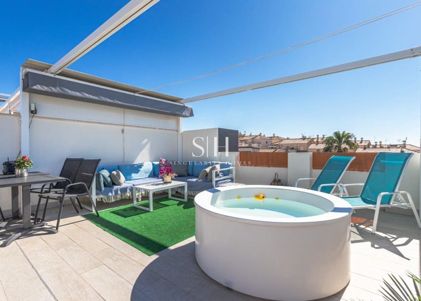 2 bedroom Bungalow for sale in Los Altos with pool - € 265,000 (Ref: 9804031)