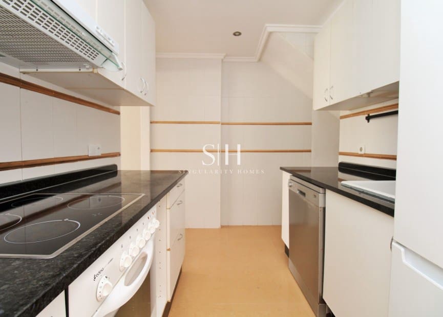 3 Zimmer Reihenhaus zu verkaufen in Villamartin mit Pool - 229.000 € (Ref: 9804032)